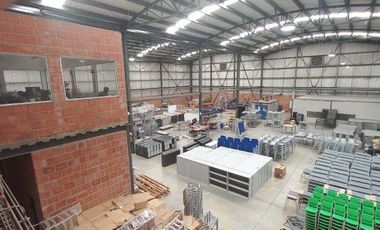 SE VENDE BODEGA CON AREA 3.300 M2 EN PALMIRA