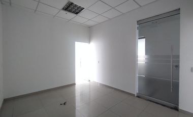 Oficina en arriendo en Alto Prado.