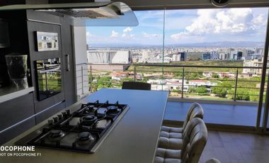 Casa en Renta en Club de Golf La Loma, contará con Salón de Juegos y Alberca.