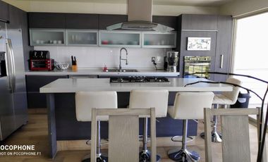 Casa en Renta en Club de Golf La Loma, contará con Salón de Juegos y Alberca.