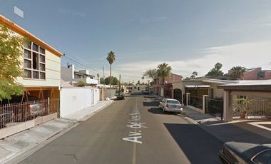 CASA EN RECUPERACIÓN!!! EN AV. DE LOS NARANJOS 309