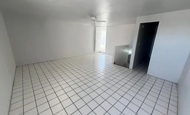 CASA EN RECUPERACIÓN!!! EN AV. DE LOS NARANJOS 309