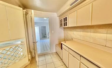 CASA EN RECUPERACIÓN!!! EN AV. DE LOS NARANJOS 309