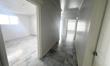 CASA EN RECUPERACIÓN!!! EN AV. DE LOS NARANJOS 309