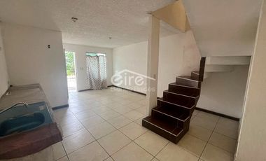 Casa en venta en Fraccionamiento Acacias, Tala, Jalisco.