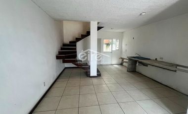 Casa en venta en Fraccionamiento Acacias, Tala, Jalisco.