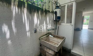 Casa en venta en Fraccionamiento Acacias, Tala, Jalisco.