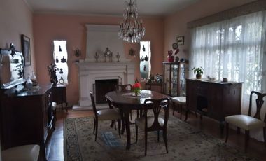 Excelente zona residencial de San Isidro, casa como terreno para proyecto exclusivo