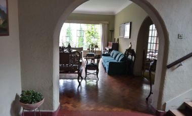 Excelente zona residencial de San Isidro, casa como terreno para proyecto exclusivo