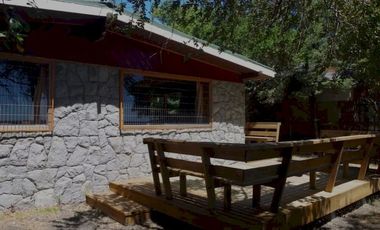 Hermosa casa orilla de lago  a pasos del centro de Pucon