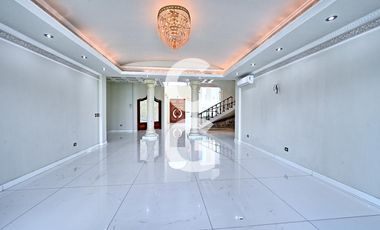 Casa en Venta en Cancún en Residencial Lagos del sol a Pie del Lago