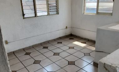 RENTA DE BODEGA EN COL DURAZNERA  TLAQUEPAQUE
