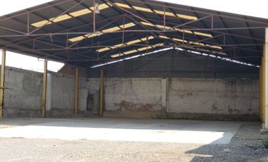 RENTA DE BODEGA EN COL DURAZNERA  TLAQUEPAQUE