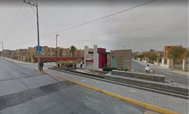 BONITA Y ESPACIOSA CASA DE REMATE   EN EXCELENTE UBICACION ENTULTEPEC EDO. MEX.