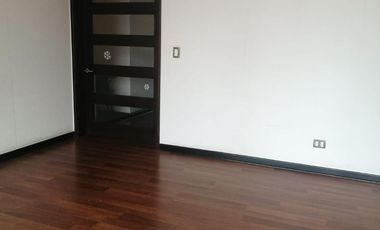 Vive en un condominio Seguro en la Calle Tomasal, Lindo departamento en venta