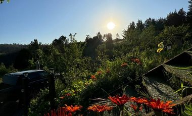 Se vende casa de campo en parcela con piscina, tinaja y gran equipamiento.