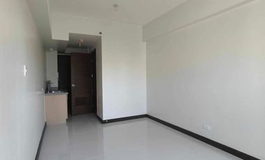 For rent studio condo in Buendia Taft Pasay CIty