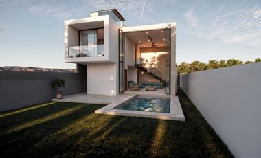 CASA EN FRACC. JARDINES DE TLAYACAPAN