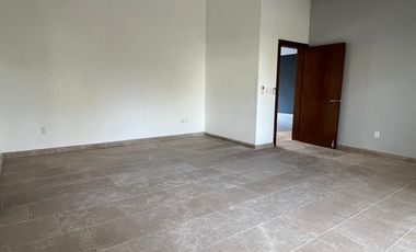 MAGNIFICA RESIDENCIA EN RENTA