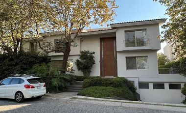MAGNIFICA RESIDENCIA EN RENTA