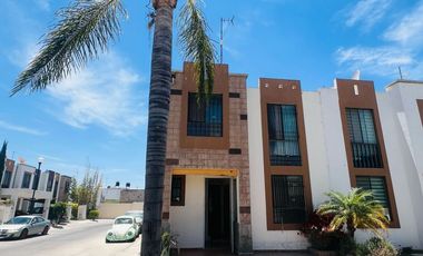 Casa en Venta al Sur de Aguascalientes Condominio Privado Residencial Paseos de Santa Mónica