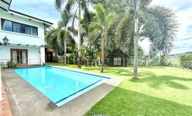 Spacious Tropical 4 Bedroom House with Pool in Mandaue for Rent