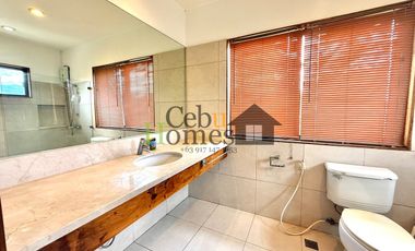 Spacious Tropical 4 Bedroom House with Pool in Mandaue for Rent