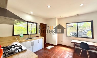 Spacious Tropical 4 Bedroom House with Pool in Mandaue for Rent