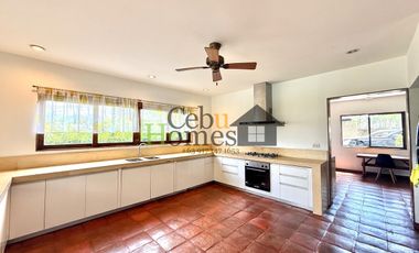 Spacious Tropical 4 Bedroom House with Pool in Mandaue for Rent