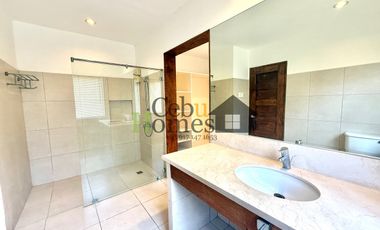 Spacious Tropical 4 Bedroom House with Pool in Mandaue for Rent