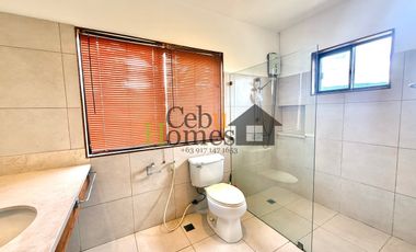 Spacious Tropical 4 Bedroom House with Pool in Mandaue for Rent