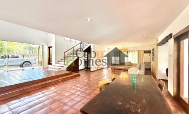 Spacious Tropical 4 Bedroom House with Pool in Mandaue for Rent