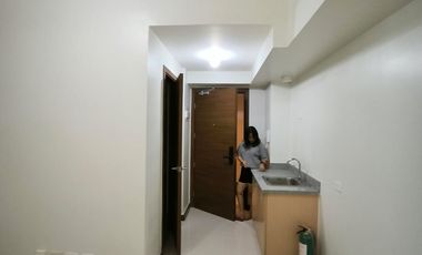 For Sale Condo in Pasay Near De La Salle University and Arellano Law School