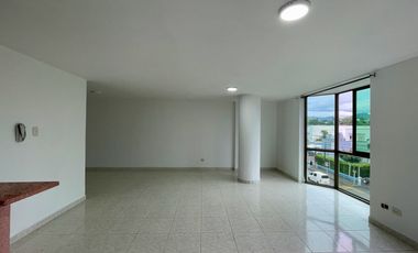 Extraordinario apartamento en Santa Mónica con 100 m2 3 alcobas y 2 baños. Doquebradas.