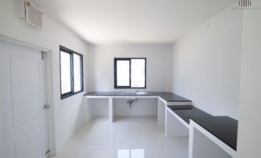 Save Half a Million! Cheaper Than Buying Direct from the Developer! Like New – Never Occupied! Single House for Sale at Centro Thawi Watthana