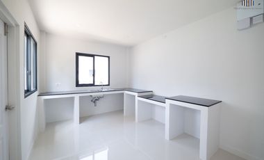 Save Half a Million! Cheaper Than Buying Direct from the Developer! Like New – Never Occupied! Single House for Sale at Centro Thawi Watthana