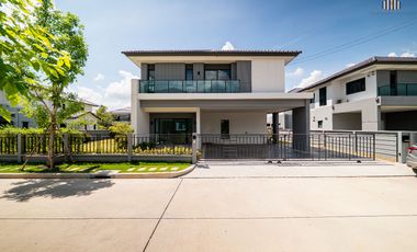 Save Half a Million! Cheaper Than Buying Direct from the Developer! Like New – Never Occupied! Single House for Sale at Centro Thawi Watthana