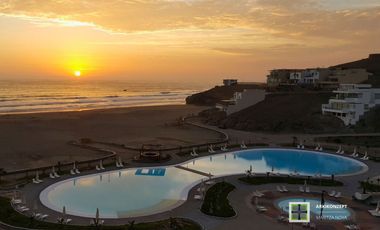 TERRENO PRIMERA FILA EN VENTA – VISTA PANORÁMICA CENTRAL A PISCINAS Y PARQUE  – PLAYA LA HONDA