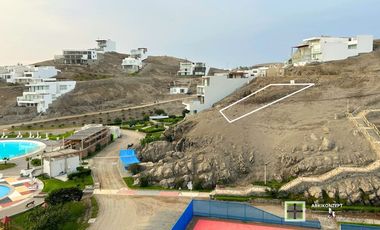 TERRENO PRIMERA FILA EN VENTA – VISTA PANORÁMICA CENTRAL A PISCINAS Y PARQUE  – PLAYA LA HONDA