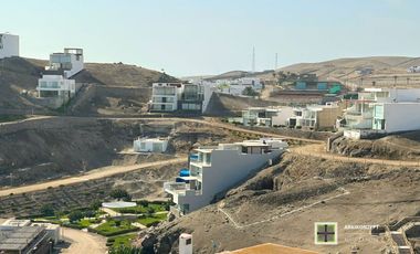 TERRENO PRIMERA FILA EN VENTA – VISTA PANORÁMICA CENTRAL A PISCINAS Y PARQUE  – PLAYA LA HONDA
