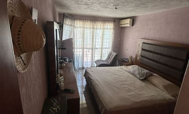 Bonita y amplia Casa lista para habitar en Jardines de la Paz