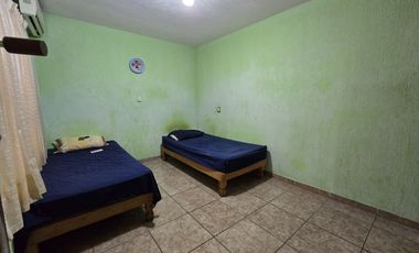 Bonita y amplia Casa lista para habitar en Jardines de la Paz