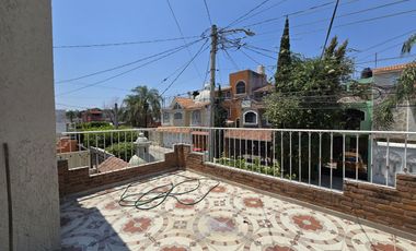 Bonita y amplia Casa lista para habitar en Jardines de la Paz
