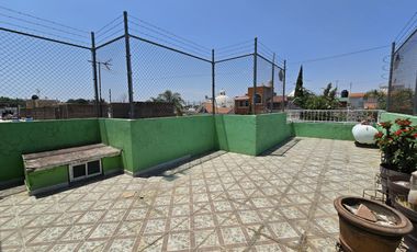 Bonita y amplia Casa lista para habitar en Jardines de la Paz