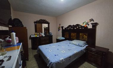 Bonita y amplia Casa lista para habitar en Jardines de la Paz