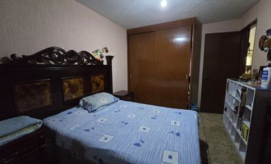 Bonita y amplia Casa lista para habitar en Jardines de la Paz