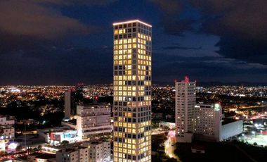 Departamento Amueblado de 2 Recámaras en Renta – Torre con Amenidades | Frente a La Vista – $23,500