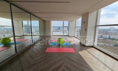 Departamento Amueblado de 2 Recámaras en Renta – Torre con Amenidades | Frente a La Vista – $23,500