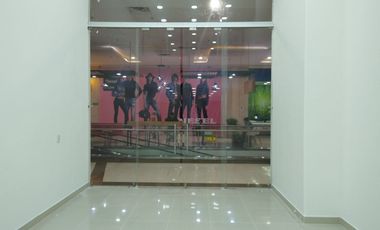 SE VENDE LOCAL COMERCIAL EN EL CENTRO COMERCIAL SANTA LUCIA PLAZA AL ORIENTE DE NEIVA