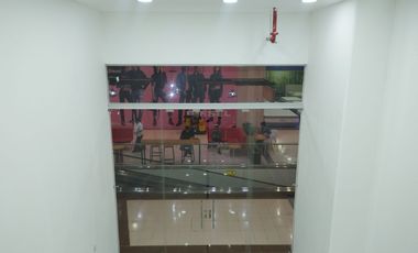 SE VENDE LOCAL COMERCIAL EN EL CENTRO COMERCIAL SANTA LUCIA PLAZA AL ORIENTE DE NEIVA